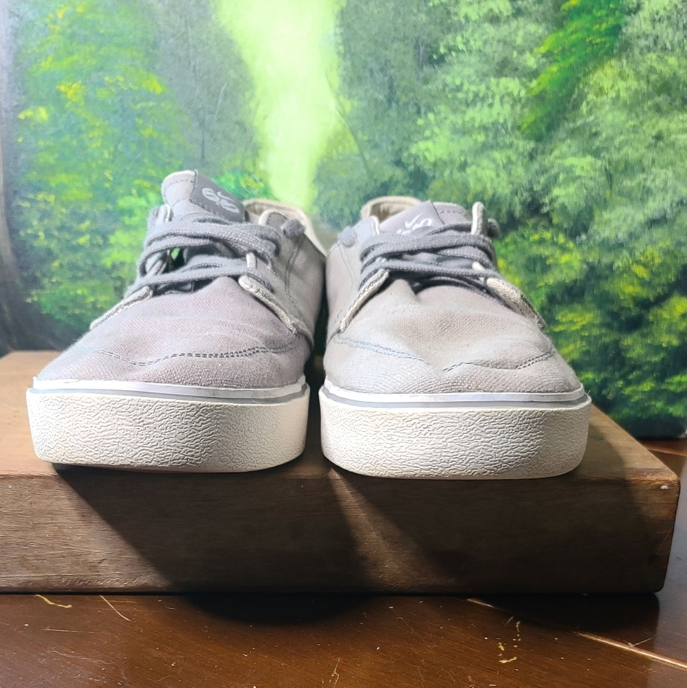 Nike Gray sneakers 9.5 men's Last Day !!! - Picture 3 of 9